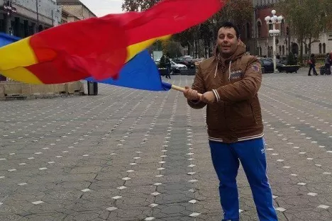 Alin Andrioni a trecut cu Jeep-ul peste un om, dar vede brute de partea cealaltă a parbrizului